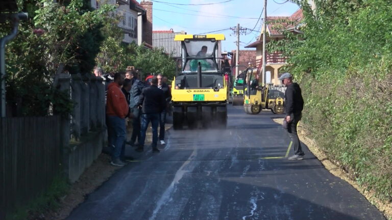 Asfaltirana Stragarska ulica u Uglješnici iKragujevac